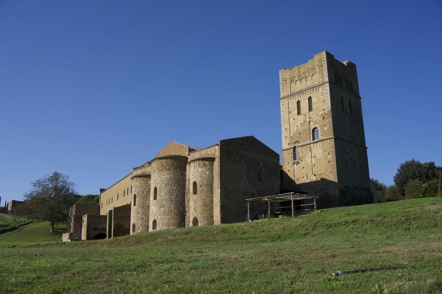Agriturismo San Giusto Hotel Tuscania Exterior photo